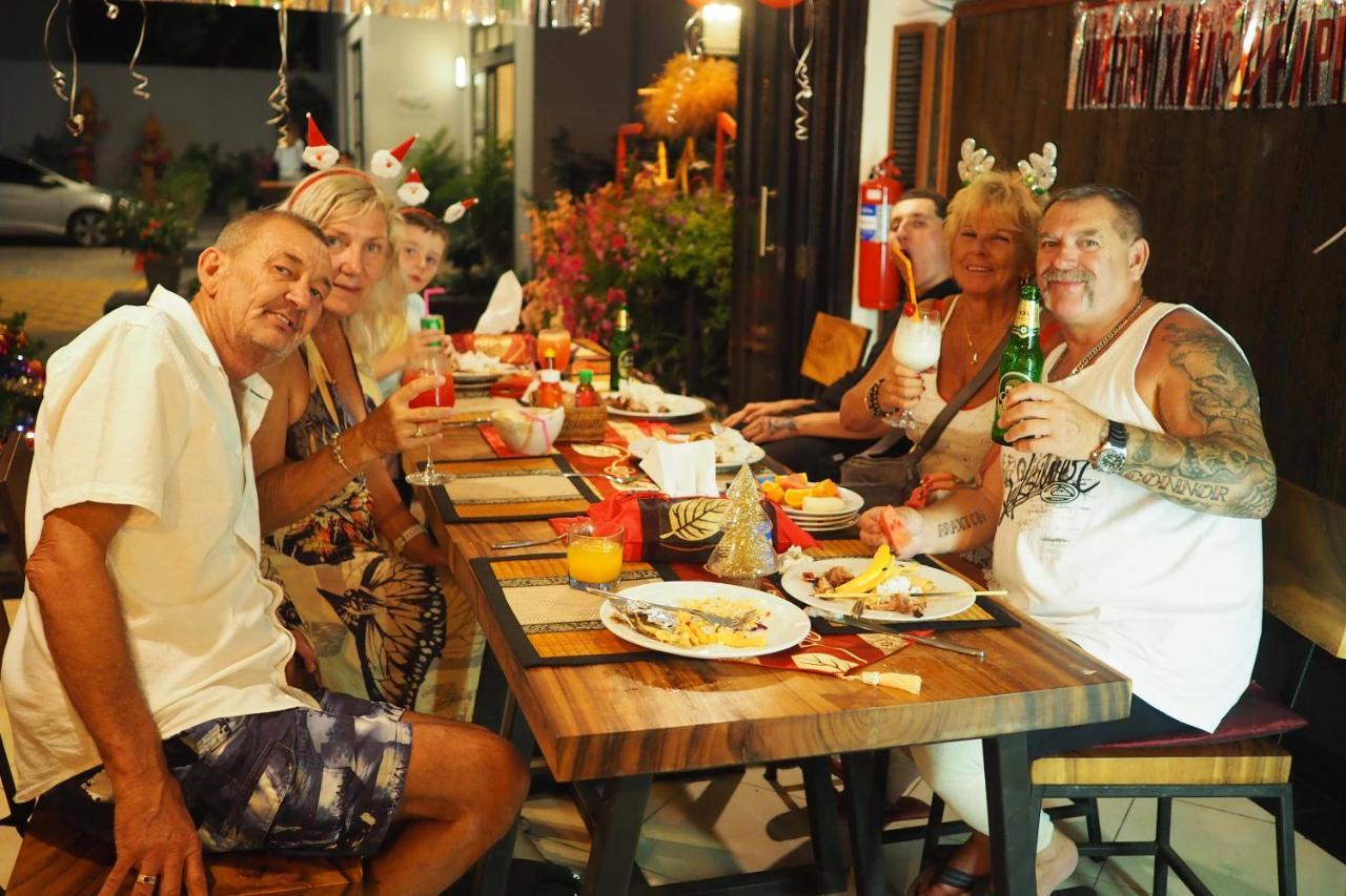 Hotel Sky Silk Decoration House Patong Exterior foto