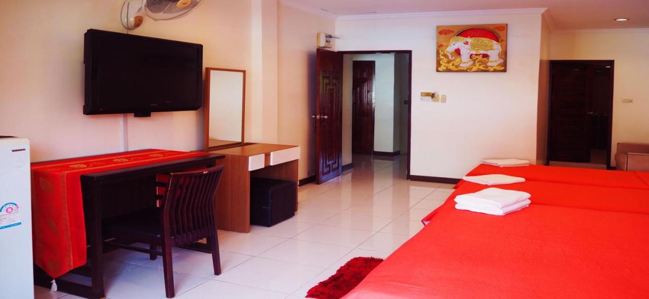Hotel Sky Silk Decoration House Patong Exterior foto