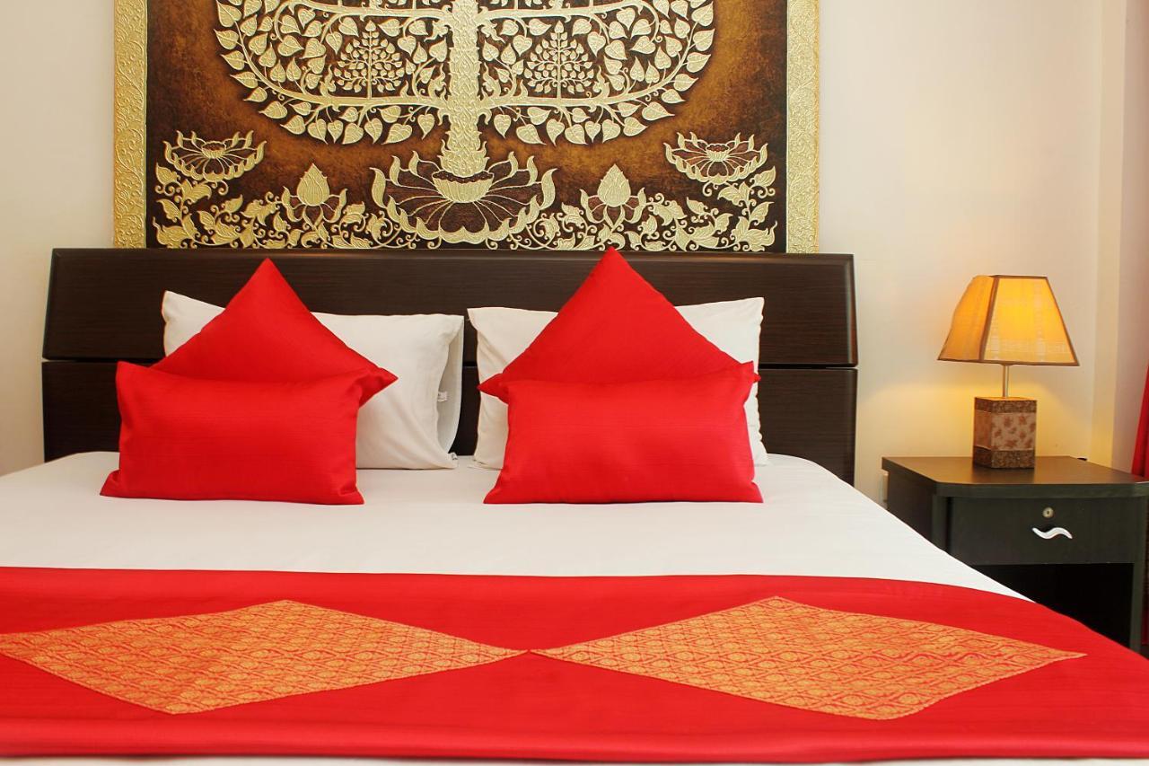 Hotel Sky Silk Decoration House Patong Exterior foto